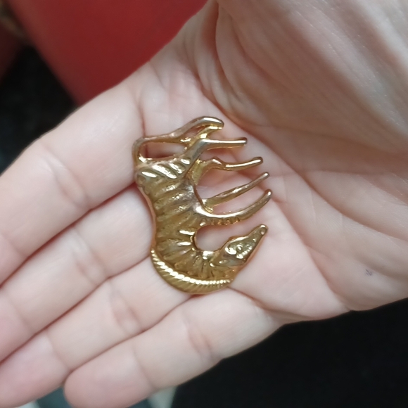 Vintage Textured Grazing Prancing Zebra Horse Gold Tone Brooch Pin - Picture 3 of 3